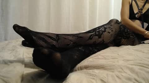 mindyourmanners_ online show from October 10, 2:32 am