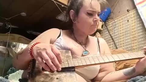 mindyourvib3z online show from September 15, 11:54 am