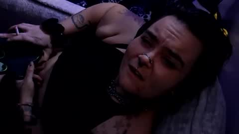 mindyourvib3z online show from July 7, 7:23 am
