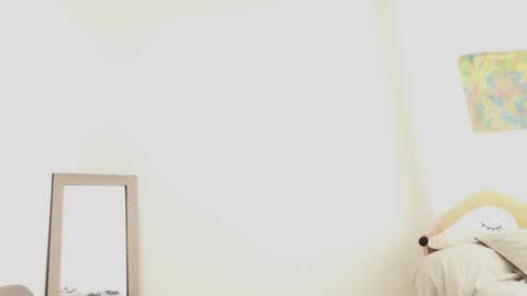 Snapshot of minefoxy2 chatting on March 10, 1:21 pm Amber online show from March 10, 1:21 pm