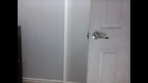 Snapshot of mines76 chatting on February 26, 2:10 am mines76 online show from February 26, 2:10 am