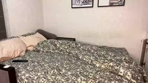 Snapshot of mingjorgenson chatting on October 12, 8:08 pm Luna Moon online show from October 12, 8:08 pm