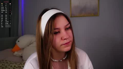 Mary online show from April 5, 1:58 am