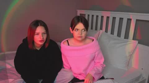 KarinaLeila online show from September 17, 5:31 am