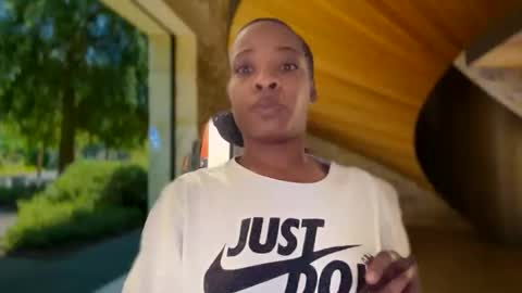 SLIPSLID online show from April 28, 4:34 pm