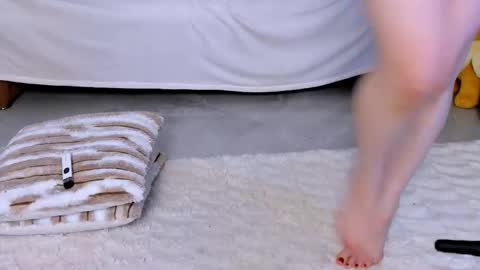 mini_rony online show from December 17, 6:08 am