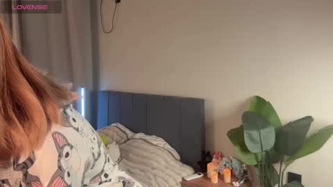 Cleo online show from October 9, 1:42 pm