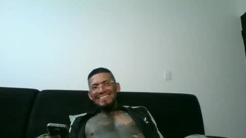 Snapshot of miniimgra chatting on October 26, 1:55 am miniimgra online show from October 26, 1:55 am