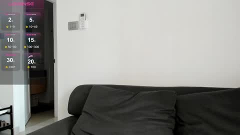 Snapshot of minimaia chatting on March 7, 3:08 am Maya online show from March 7, 3:08 am