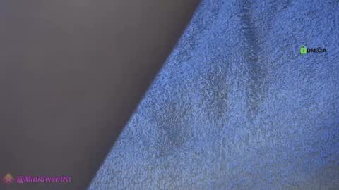 Snapshot of minisweetkt chatting on September 24, 5:00 am Kate online show from September 24, 5:00 am