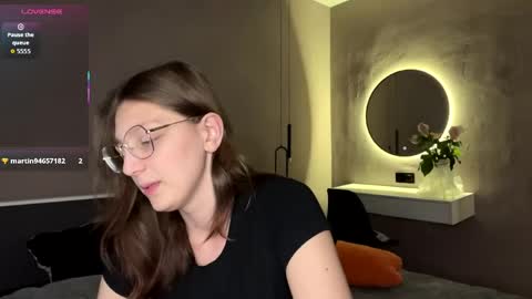 Asti online show from April 22, 4:08 pm