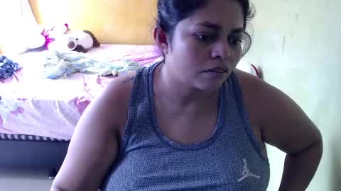 Andrea online show from February 19, 5:06 pm