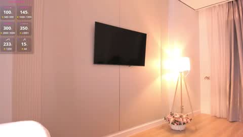 minnie_jin online show from March 29, 2:50 pm