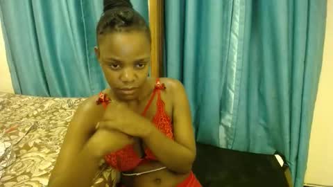 Snapshot of minnie_lila chatting on September 17, 6:53 pm Lila online show from September 17, 6:53 pm