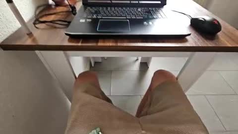 Snapshot of minongi chatting on January 15, 9:25 am Jesse J. online show from January 15, 9:25 am