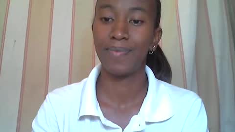 minouch211907 online show from January 27, 8:40 am