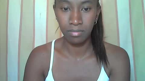 minouch211907 online show from January 30, 12:27 pm