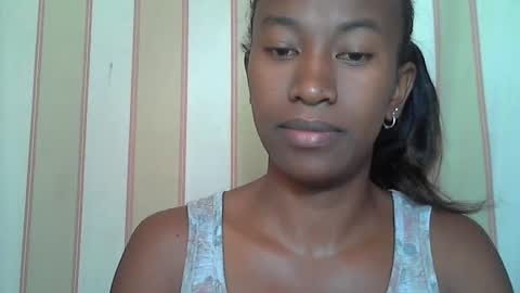 minouch211907 online show from February 10, 4:52 am