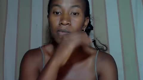 minouch211907 online show from February 13, 5:33 pm