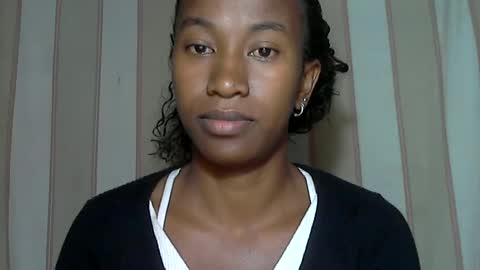 minouch211907 online show from February 15, 10:31 pm