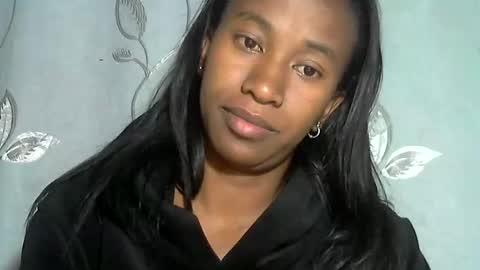 minouch211907 online show from April 3, 11:36 pm