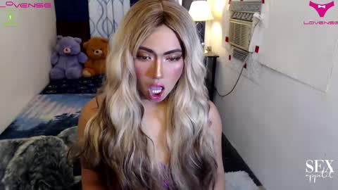 MARIANE online show from May 5, 5:43 pm
