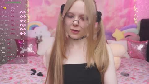 Vikki online show from February 2, 6:15 am