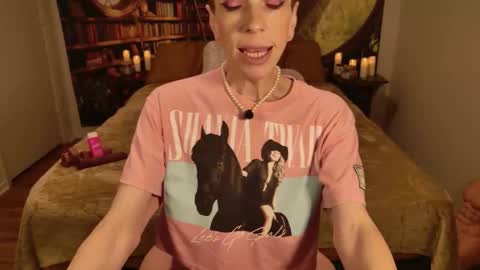 Snapshot of minxtessarae chatting on May 31, 3:15 am Tessa Rae online show from May 31, 3:15 am