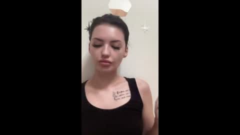 Snapshot of mira_bloempje chatting on July 30, 9:36 pm Mira online show from July 30, 9:36 pm