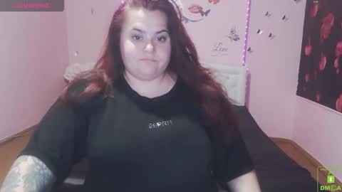Snapshot of mira_cle_ chatting on May 21, 10:44 am mira_cle_ online show from May 21, 10:44 am