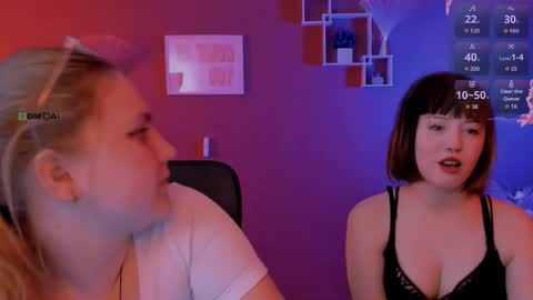 Darling Mira online show from March 8, 9:40 pm