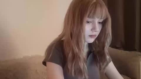 Snapshot of mira_doll chatting on December 17, 4:24 pm Mira doll online show from December 17, 4:24 pm