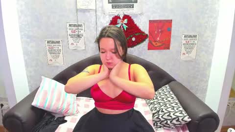 Snapshot of mira_karter chatting on December 25, 5:16 am Mira online show from December 25, 5:16 am