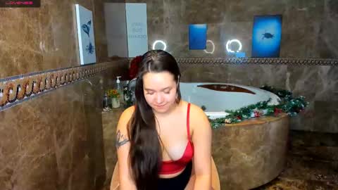 Snapshot of mira_karter chatting on January 8, 7:55 am Mira online show from January 8, 7:55 am