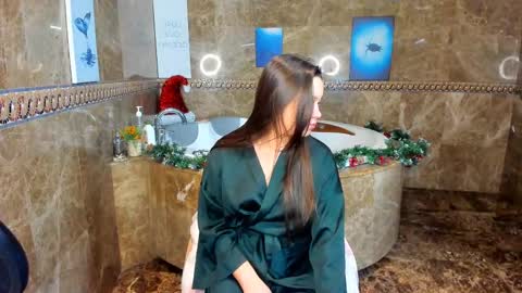 Snapshot of mira_karter chatting on January 18, 1:52 am Mira online show from January 18, 1:52 am