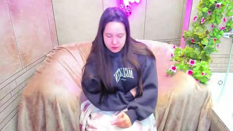 Snapshot of mira_karter chatting on February 22, 2:28 am Mira online show from February 22, 2:28 am