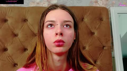 mira_lynxx online show from January 8, 5:10 am