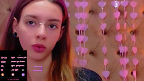 mira_lynxx online show from February 23, 6:11 am