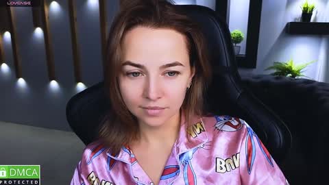 Mira online show from December 10, 8:08 am