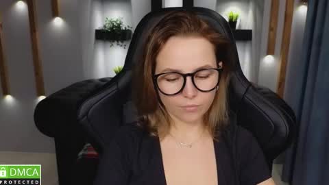 Mira online show from December 21, 7:35 am