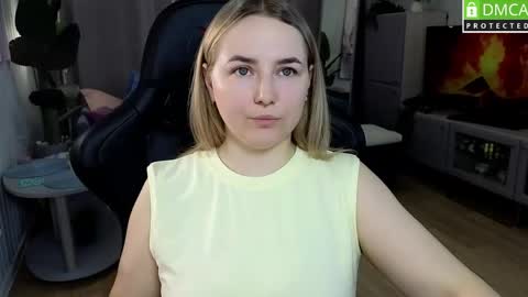 Mira online show from April 26, 1:47 am