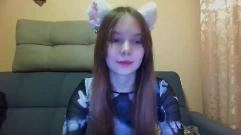 Snapshot of mira_princess chatting on April 25, 4:59 pm MIRAcle online show from April 25, 4:59 pm