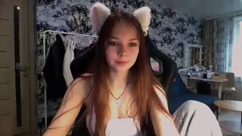 Snapshot of mira_princess chatting on July 18, 10:41 am MIRAcle online show from July 18, 10:41 am