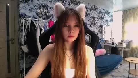 Snapshot of mira_princess chatting on July 23, 10:13 am MIRAcle online show from July 23, 10:13 am
