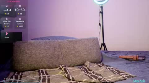 Mira Sph online show from October 4, 4:38 pm