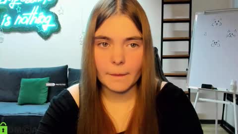 miraa_bloom online show from January 8, 3:14 pm