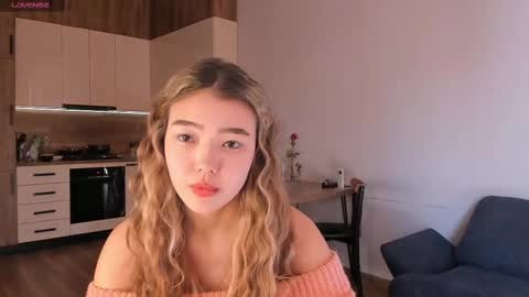 Snapshot of miraann chatting on February 24, 9:32 am Mirana online show from February 24, 9:32 am