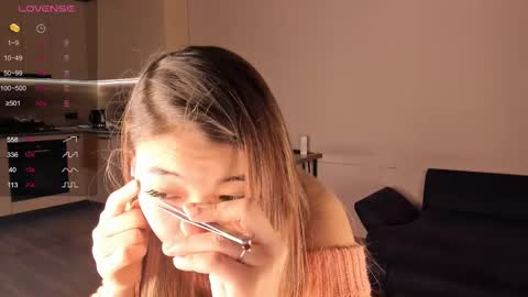 Snapshot of miraann chatting on March 10, 3:34 am Mirana online show from March 10, 3:34 am