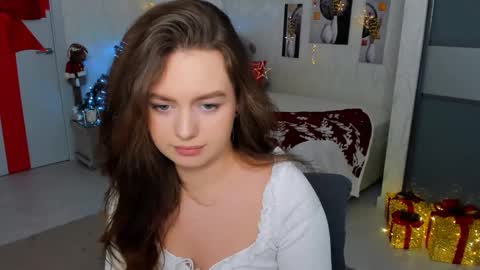 Emma online show from January 25, 7:28 pm