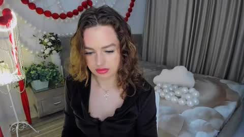 Emma online show from April 19, 3:06 am